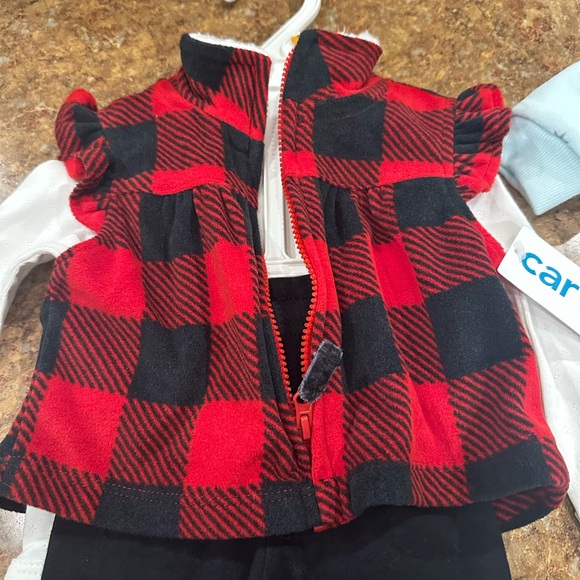 Carter's  Newborn Bundle NWT - Picture 5 of 7